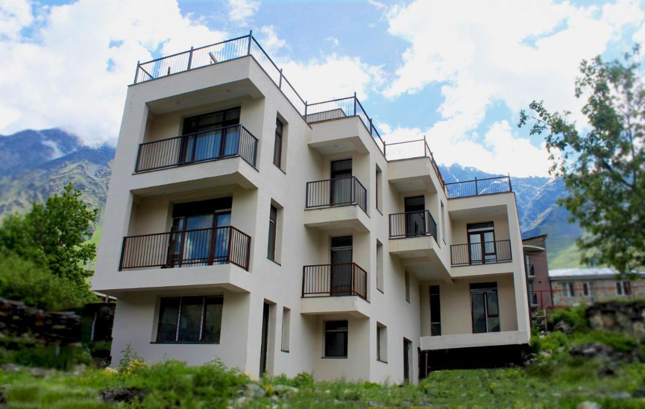Milky Way Hotel Kazbegi Exterior foto