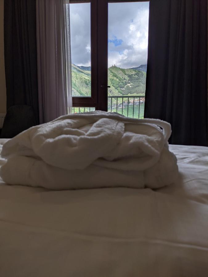 Milky Way Hotel Kazbegi Exterior foto